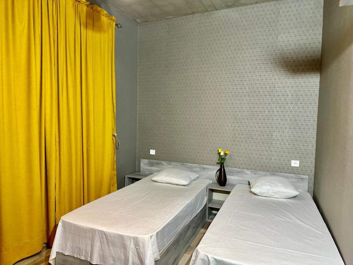 Nid Hotel Tbilisi Bagian luar foto