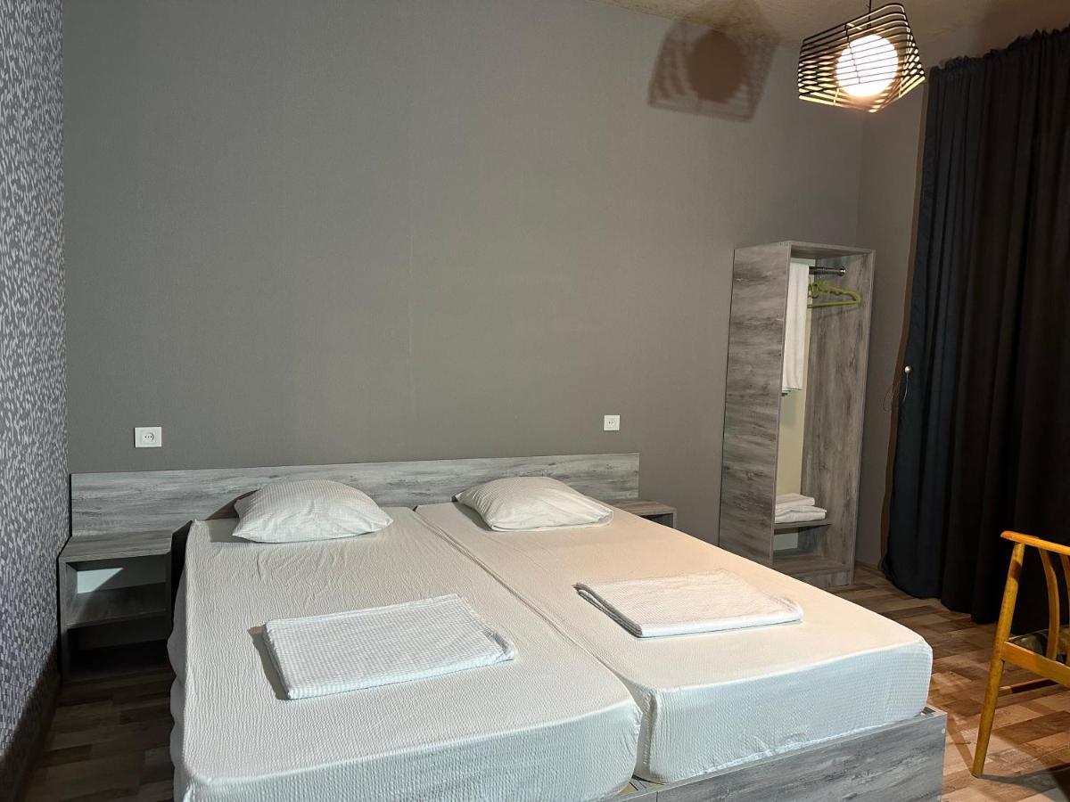 Nid Hotel Tbilisi Bagian luar foto
