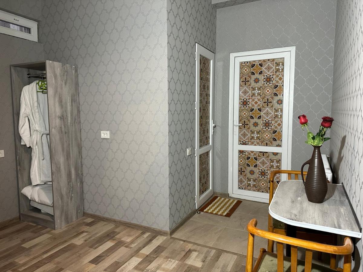 Nid Hotel Tbilisi Bagian luar foto