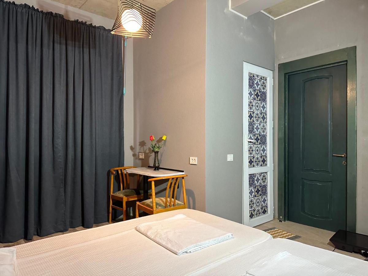 Nid Hotel Tbilisi Bagian luar foto