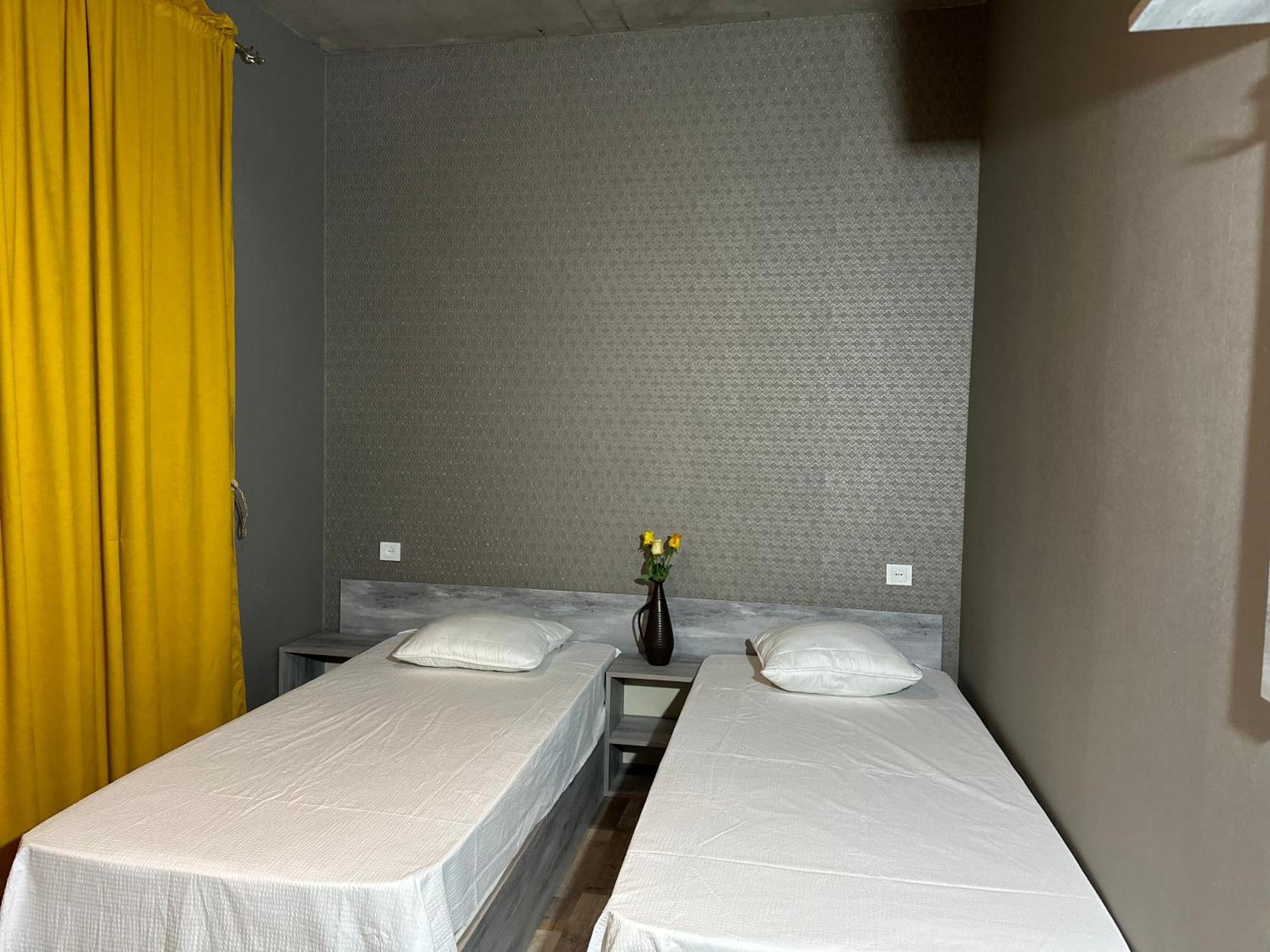Nid Hotel Tbilisi Bagian luar foto