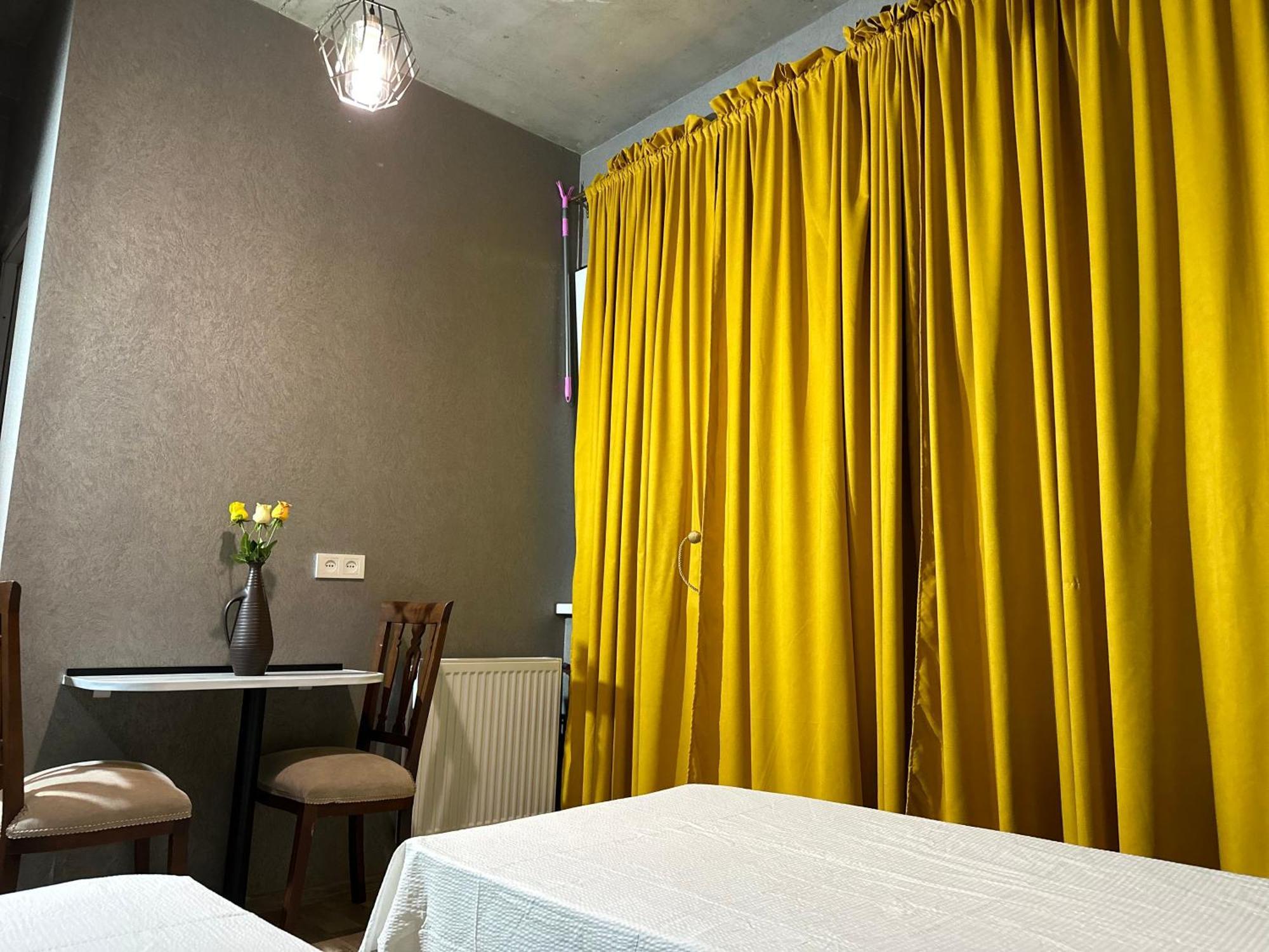 Nid Hotel Tbilisi Bagian luar foto